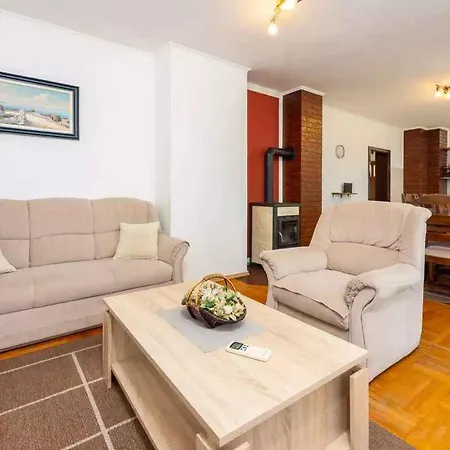 Apartment In 5165 Crikvenica