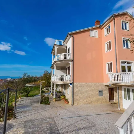 Apartman In 5165 *